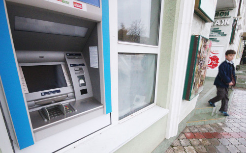 Банки зафиксировали всплеск спроса на кредиты на фоне обвала рубля